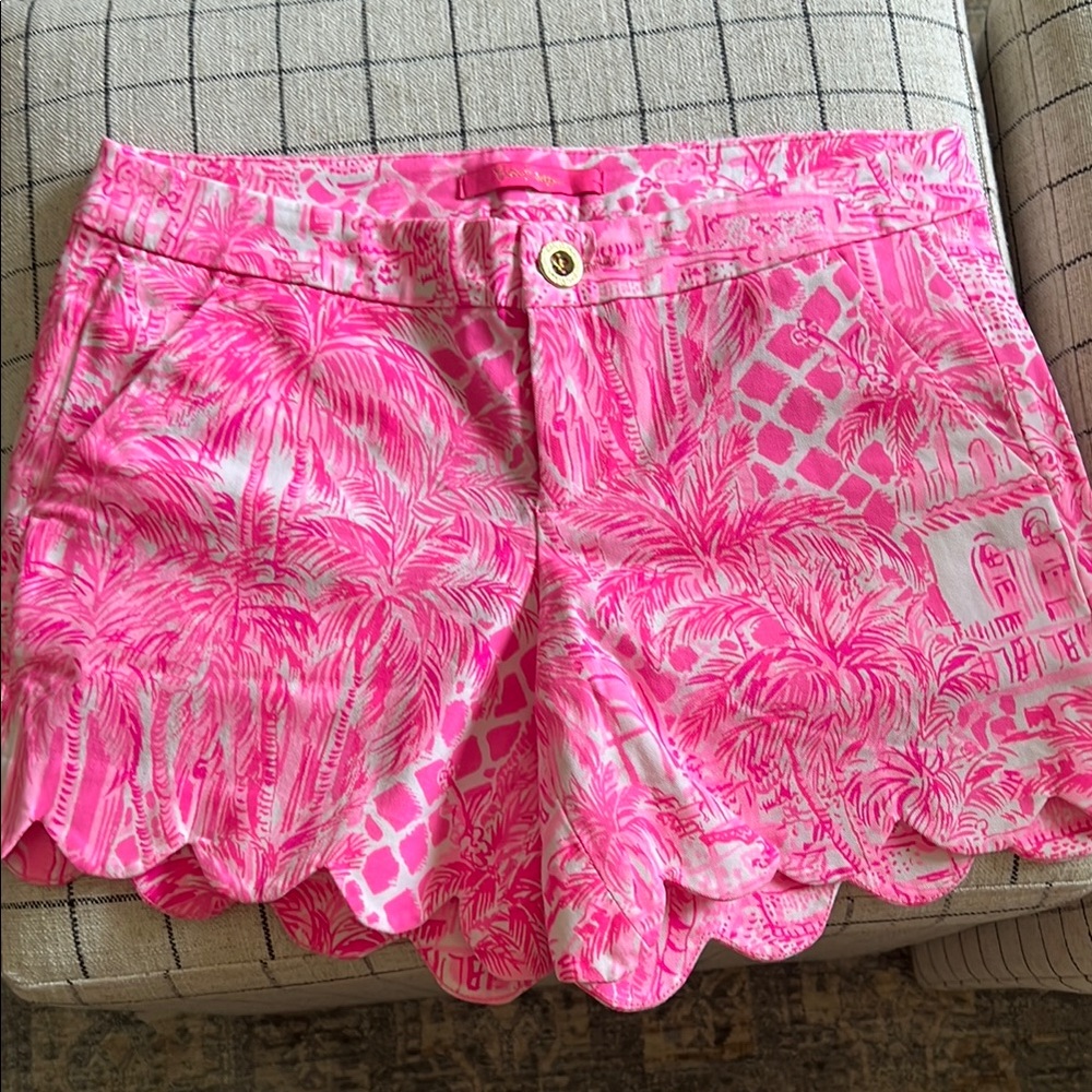 Lilly Pulitzer Women's Pink Scalloped Shorts